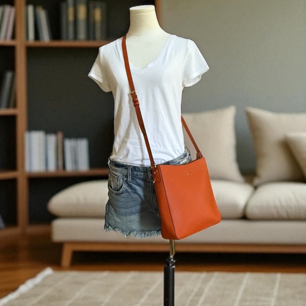 Authentic Michael Kors Saffiano Orange Leather Shoulder Crossbody Bag - Picture 15 of 16